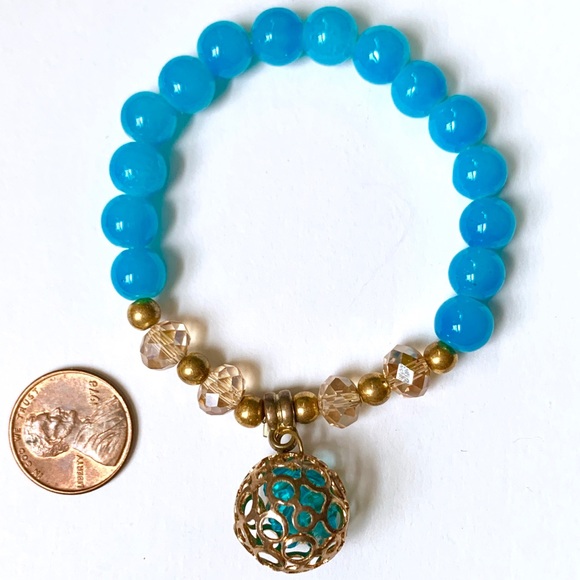 Caged Crystals Stretch Gold Tone Bracelet - Picture 4 of 5